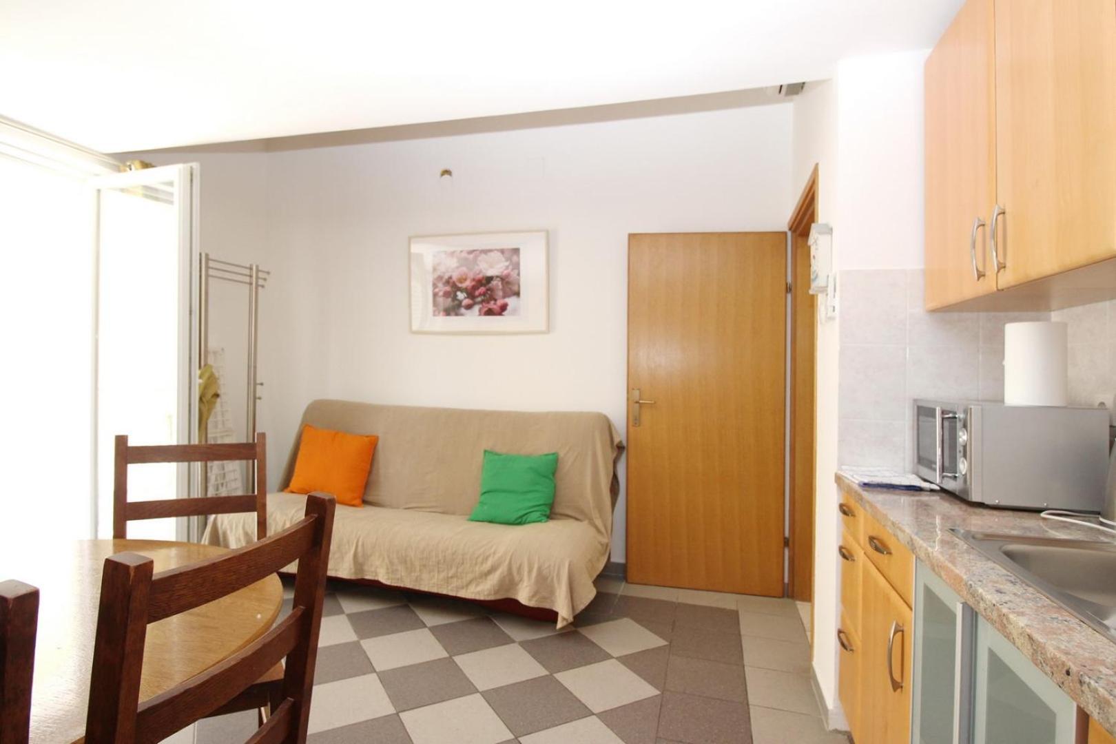 Apartments Mikulan Beach Baška Eksteriør bilde